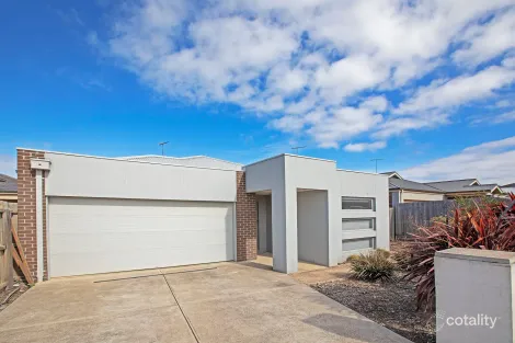 10 Mumm St, Waurn Ponds, VIC 3216