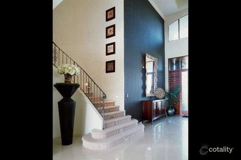 Property photo of 13 Hampton Court Paradise Point QLD 4216