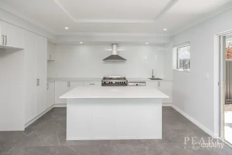 94 Reflection Bvd, Jindalee, WA 6036