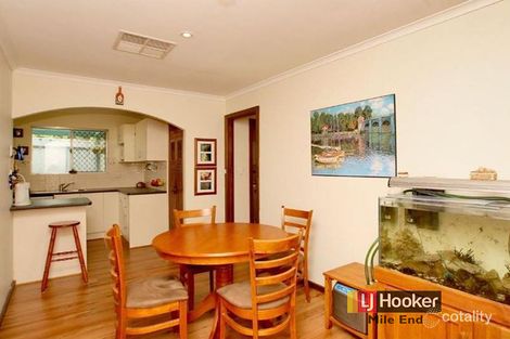 Property photo of 4 Falcon Court Hallett Cove SA 5158