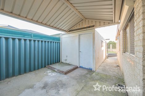 Property photo of 53 Ullinger Loop Marangaroo WA 6064