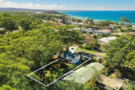 Property photo of 5 Ross Avenue Narrawallee NSW 2539