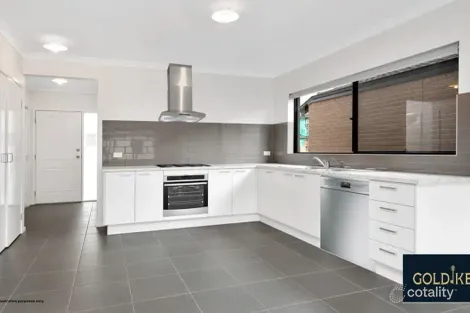 Property photo of 7 Chestnut Street Aintree VIC 3336