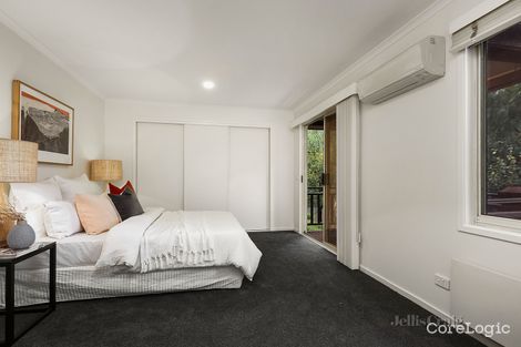 Property photo of 6 Cuffe Walk Kensington VIC 3031