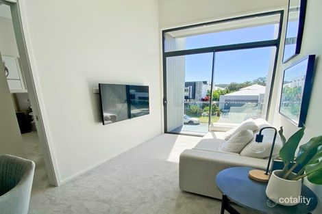 Property photo of 13 Clover Way Helensvale QLD 4212