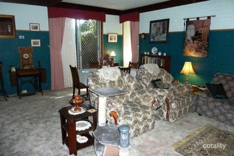 Property photo of 30 Peter Way Rossmoyne WA 6148