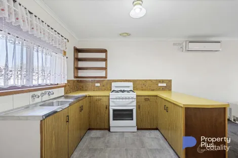 Property photo of 1/32 Powells Avenue Strathdale VIC 3550