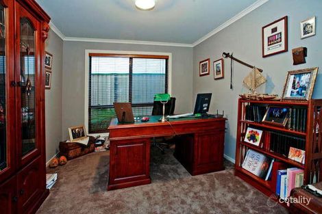 Property photo of 13 Jean Place Grovedale VIC 3216