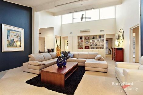 Property photo of 9 Mapledene Court Templestowe VIC 3106