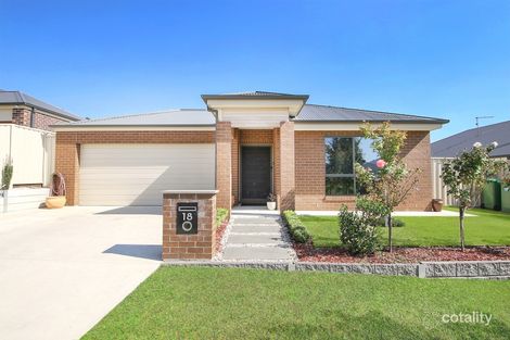 Property photo of 18 Grieve Way Wodonga VIC 3690