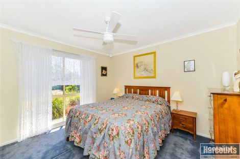 Property photo of 5 Madigan Crescent Woodcroft SA 5162