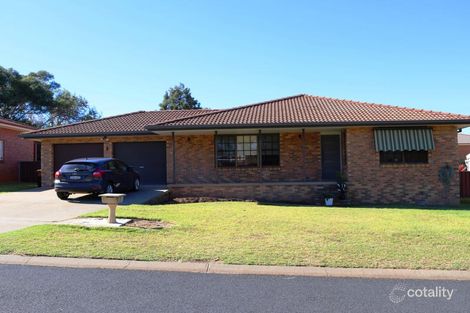 Property photo of 25 McNarry Place Young NSW 2594