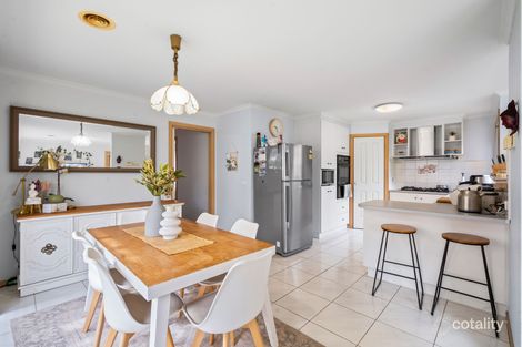 Property photo of 15 Moody Court Roxburgh Park VIC 3064