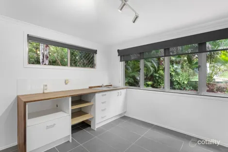 Property photo of 26 Kingfisher Parade Toogoom QLD 4655