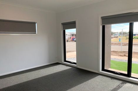 Property photo of 17 Bickerton Street Werribee VIC 3030