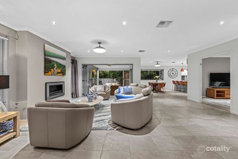 Property photo of 2 Leo Place Bridgeman Downs QLD 4035