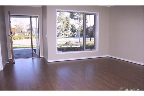 Property photo of 64 Mannavue Boulevard Cranbourne North VIC 3977