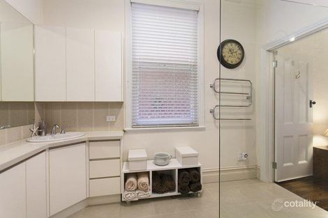 Property photo of 24 Brookes Crescent Fitzroy North VIC 3068