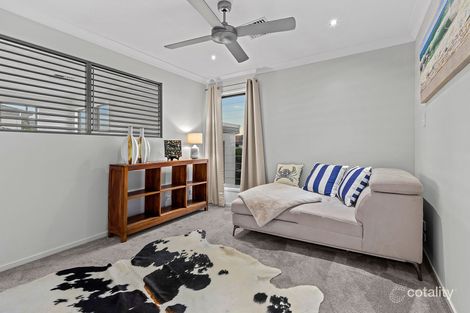 Property photo of 2 Leo Place Bridgeman Downs QLD 4035