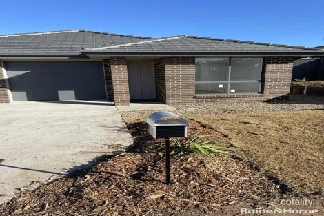 1/9 Mckay Pl, North Tamworth, NSW 2340