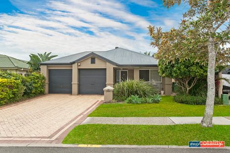 Property photo of 15 Rainbird Close Burleigh Waters QLD 4220