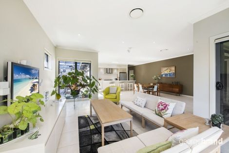 Property photo of 15 Emerald Waters Avenue Wyong NSW 2259