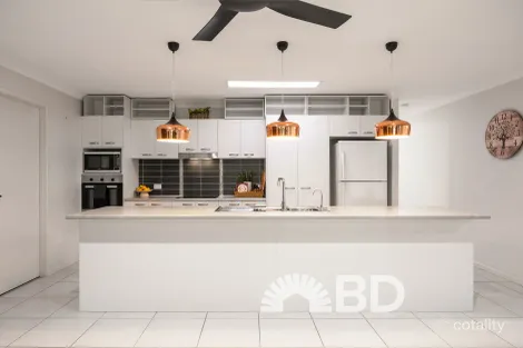 Property photo of 2 Capuchin Close Dakabin QLD 4503
