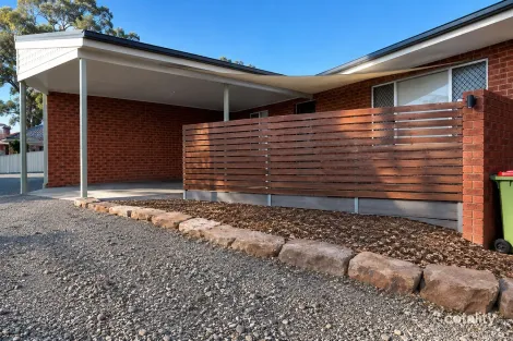 2/7 Templeton Pl, West Wodonga, VIC 3690