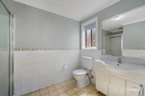 Property photo of 28 Broulie Street Prestons NSW 2170