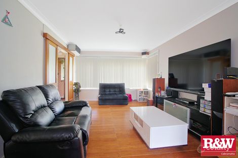 18 Wordsworth Ave, Leumeah, NSW 2560