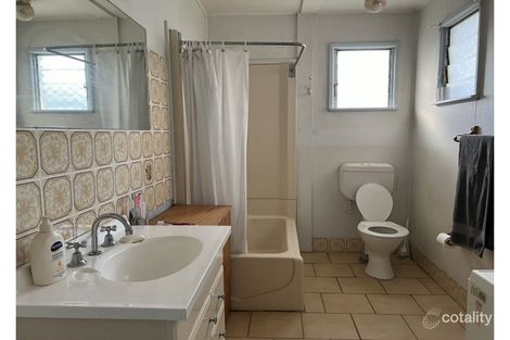 Property photo of 71 Opal Street Lightning Ridge NSW 2834