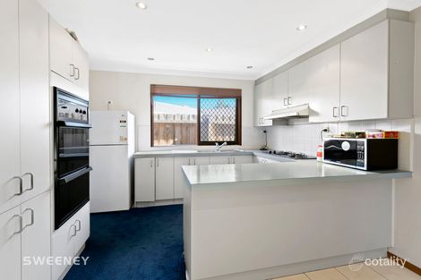 Property photo of 10 Tanunda Mews St Albans VIC 3021