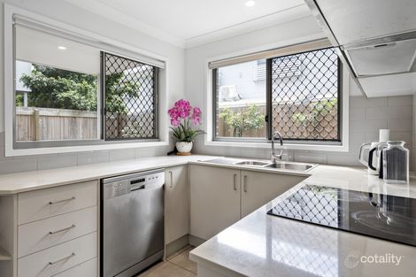 2/1 Dalvena St, Marsden, QLD 4132