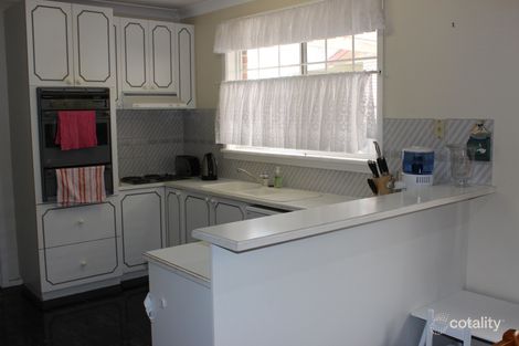 Property photo of 2 Banksia Street Oxley Vale NSW 2340