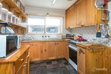 Property photo of 14 Flinders Street Sunbury VIC 3429