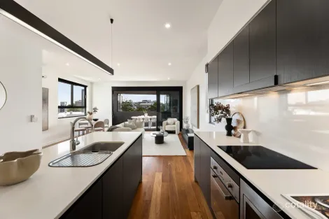 Property photo of 601/121 Clarence Road Indooroopilly QLD 4068