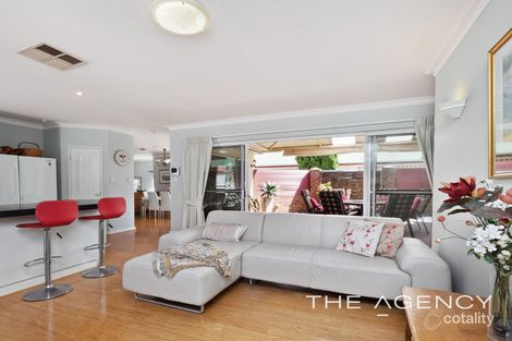 Property photo of 2/11 Brooks Street Kalamunda WA 6076