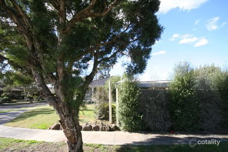 Property photo of 10 Dundee Place Wantirna VIC 3152