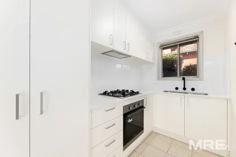 1/6 Griffiths St, Reservoir, VIC 3073