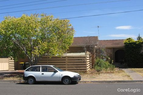 Property photo of 20 Mayfield Grove Altona Meadows VIC 3028