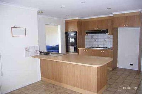 Property photo of 2 Ventnor Place Keilor Downs VIC 3038