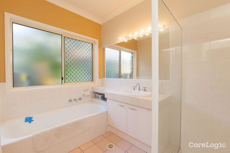 Property photo of 8 Wentworth Close Forest Lake QLD 4078