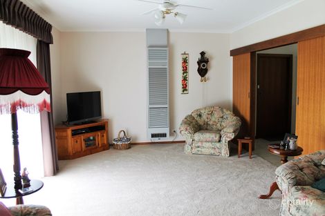 Property photo of 1 Starline Place Mount Gambier SA 5290