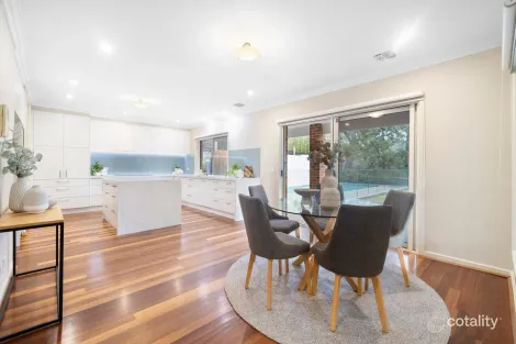 Property photo of 36 Waimarie Drive Mount Waverley VIC 3149