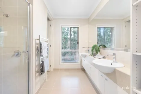 Property photo of 36 Waimarie Drive Mount Waverley VIC 3149