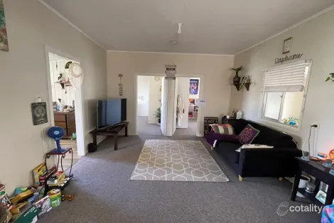 Property photo of 1 Thomas Street Pittsworth QLD 4356
