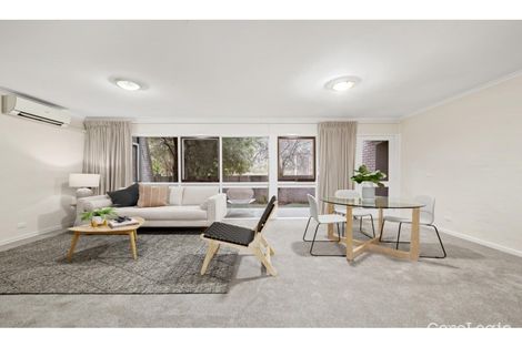 Property photo of 4 McMinn Close Phillip ACT 2606