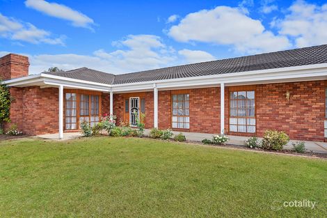 Property photo of 29 Sans Souci Drive Wodonga VIC 3690