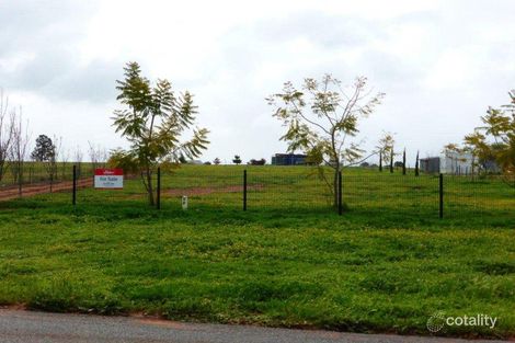 3-5 Macinnes St, Holbrook, NSW 2644