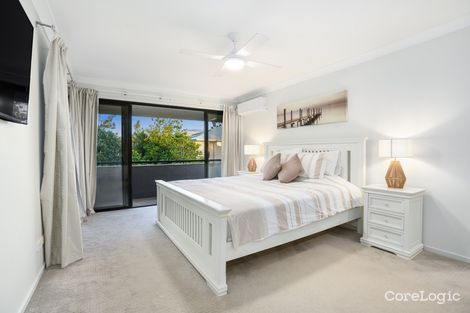 Property photo of 8 Samuel Place Sinnamon Park QLD 4073